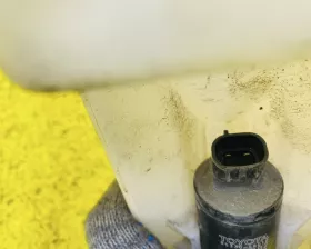 Бачок стеклоомывателя Toyota