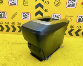 Бардачок между сиденьями Toyota