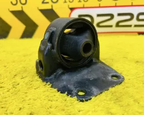 Подушка коробки передач Toyota