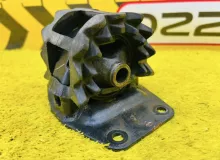 Подушка коробки передач TOYOTA HIACE 2007 1238030020 KDH205V 2KDFTV, задняя