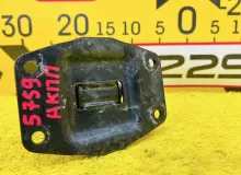 Подушка коробки передач TOYOTA HIACE 2007 1238030020 KDH205V 2KDFTV, задняя