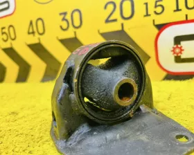 Подушка коробки передач Toyota