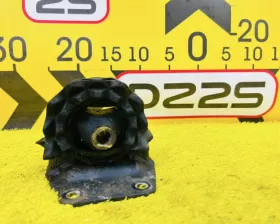Подушка коробки передач Toyota