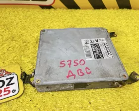 Блок управления двс Toyota