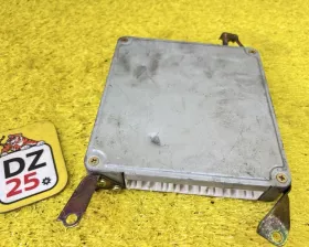 Блок управления двс Toyota
