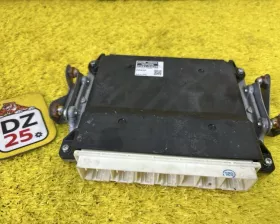 Блок управления двс Toyota