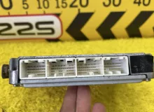 Блок управления двс TOYOTA HIACE 2007 8966126B90 KDH205V 2KDFTV, передний