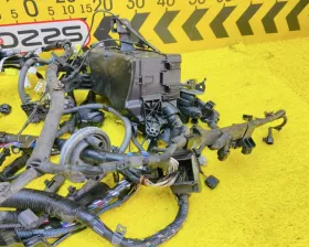Коса под капот Toyota