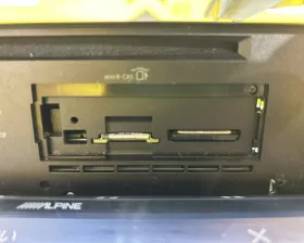 Магнитофон ALPINE