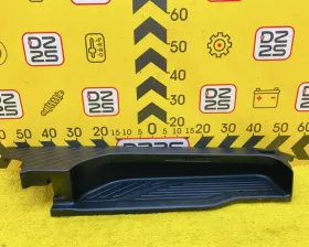 Накладка на порог Toyota