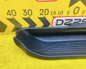 Накладка на порог Toyota