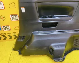 Обшивка багажника Toyota
