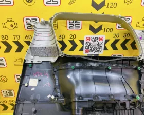 Обшивка багажника Toyota