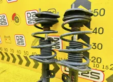 СТОЙКА ПАРА ЛЕВАЯ И ПРАВАЯ LEXUS CT200H 2013 4851079225 ZWA10 2ZRFXE, передняя