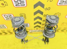СТОЙКА ПАРА ЛЕВАЯ И ПРАВАЯ LEXUS CT200H 2012 4851079105 ZWA10 2ZRFXE, передняя