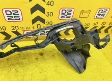 Крепление крыла BMW X5 2008 51127157983 E70 N52B30AF, переднее левое