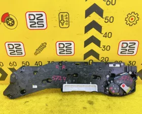 Доводчик двери Toyota