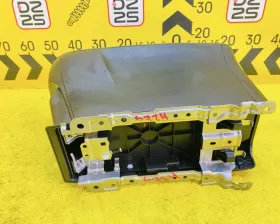 Бардачок Toyota
