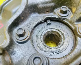 Ступица Mazda