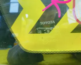 Форточка кузова Toyota