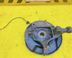 Ступица Mazda
