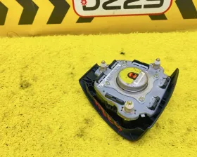Подушка безопасности водителя Toyota
