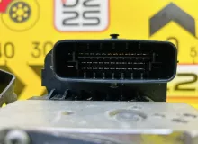 Блок abs TOYOTA ALPHARD 2015 4405058170 AGH30W 2ARFE, передний