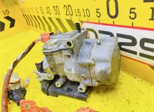 Компрессор кондиционера TOYOTA ESQUIRE 2014 8837028030 ZWR80G 2ZRFXE, передний