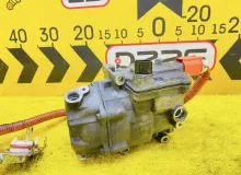 Компрессор кондиционера TOYOTA AQUA 2015 8837015010 NHP10 1NZFXE, передний