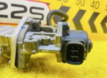 Клапан egr TOYOTA ESQUIRE 2014 2562037120 ZWR80G 2ZRFXE, передний