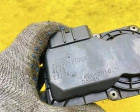 Заслонка дроссельная Toyota