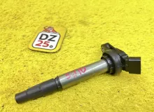 Катушка зажигания TOYOTA VOXY 2014 9091902258 ZWR80G 2ZRFXE, передняя