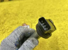 Катушка зажигания TOYOTA VOXY 2014 9091902258 ZWR80G 2ZRFXE, передняя