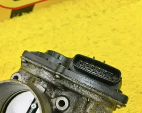 Заслонка дроссельная Toyota