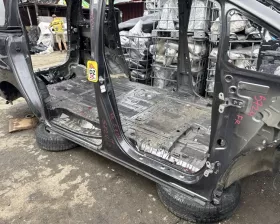 Порог кузова Toyota