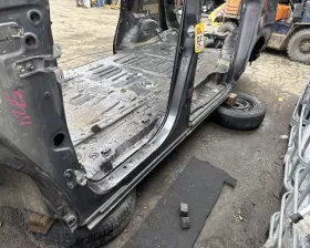 Порог кузова Toyota