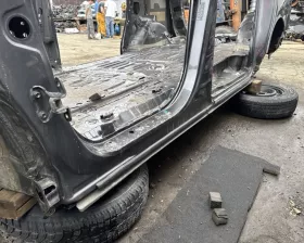 Порог кузова Toyota