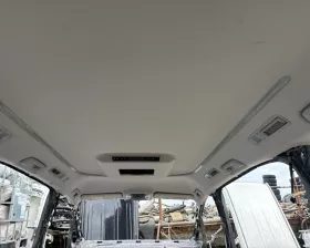 Обшивка потолка Toyota