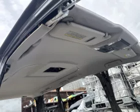 Обшивка потолка Toyota