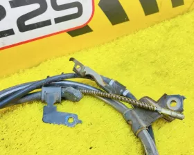 Тросик ручника Toyota