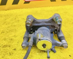 Суппорт Mazda