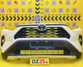 Бампер Toyota