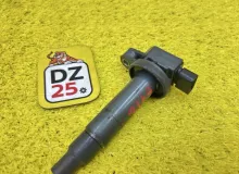 Катушка зажигания TOYOTA COROLLA FIELDER 2015 9091902265 NKE165G 1NZFXE, передняя