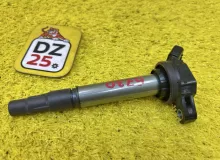 Катушка зажигания TOYOTA ESQUIRE 2015 9091902258 ZRR85G 3ZRFAE, передняя