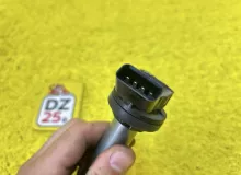 Катушка зажигания TOYOTA ESQUIRE 2015 9091902258 ZRR85G 3ZRFAE, передняя