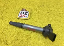 Катушка зажигания TOYOTA ESQUIRE 2015 9091902258 ZRR85G 3ZRFAE, передняя