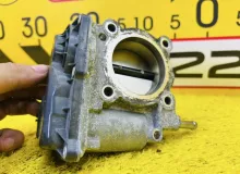 Заслонка дроссельная TOYOTA PRIUS 2012 2203037060 ZVW30 2ZRFXE, передняя