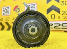 Компрессор кондиционера TOYOTA ESQUIRE 2015 8831028650 ZRR85G 3ZRFAE, передний