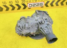 Раздаточная коробка TOYOTA HIACE 2009/Цвет 1E7 3610026190 KDH206V 1KDFTV, передняя