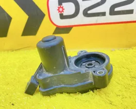 Механизм стояночного тормоза Mazda